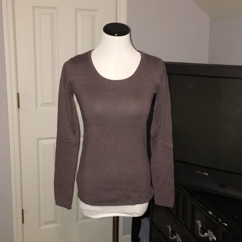 EUC Loft sweater